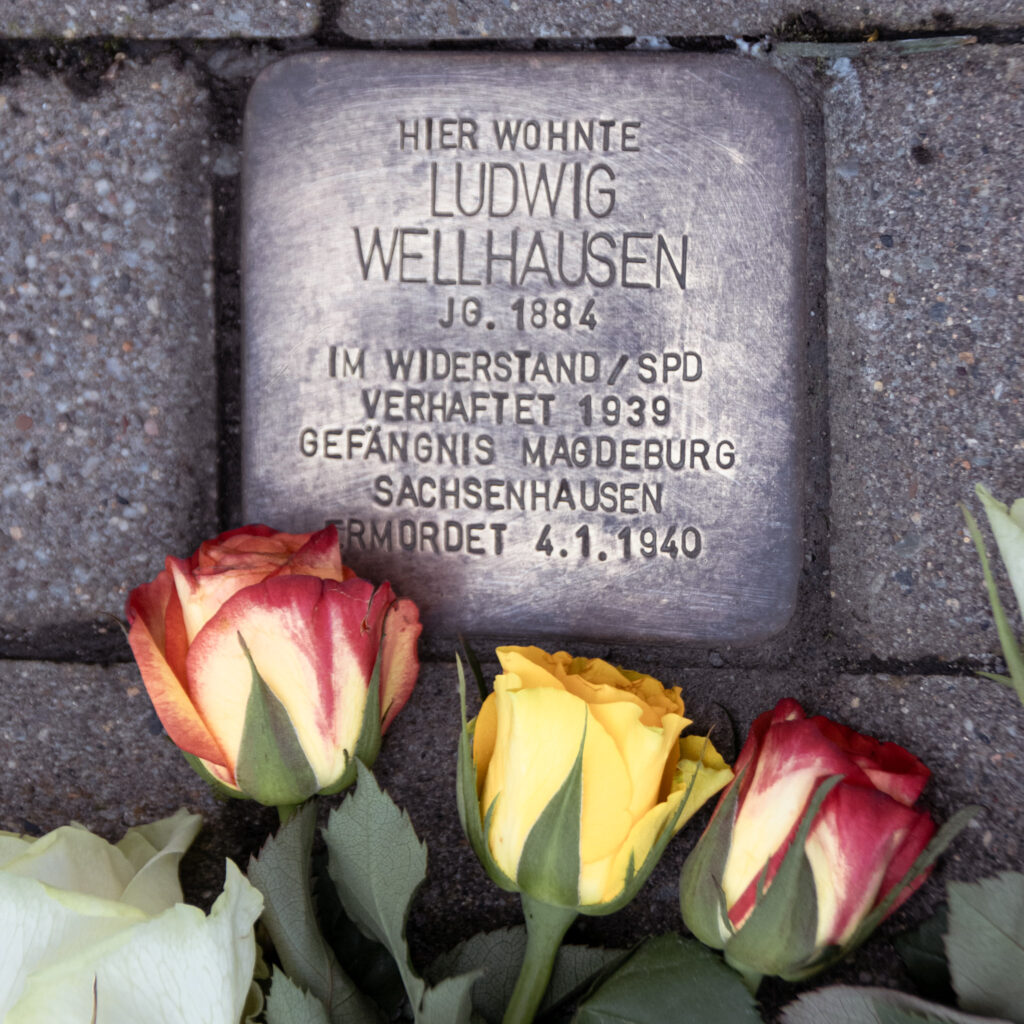 Stolperstein für Ludwig Wellhausen vor seinem Wohnhaus im Quittenweg